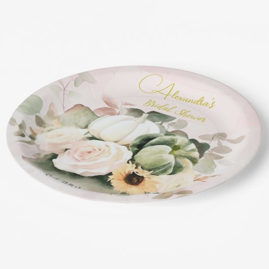 White Roses Fall Pumpkins Pappteller (Schrägansicht)