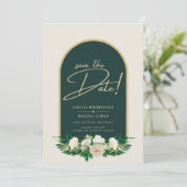 White Roses Forest Green Winter Wedding Rett Dates Einladung (Stehend Vorderseite)