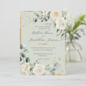 White Roses Gold Sage Green Elegante Hochzeit Einladung (Stehend Vorderseite)
