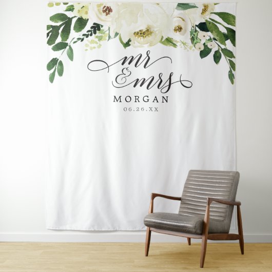 White Roses Mr. & Mrs. Wedding Backdrop Banner Wandteppich (Beispiel)