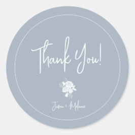 White Roses on Dusty Blue Wedding Danke YouSticker Runder Aufkleber