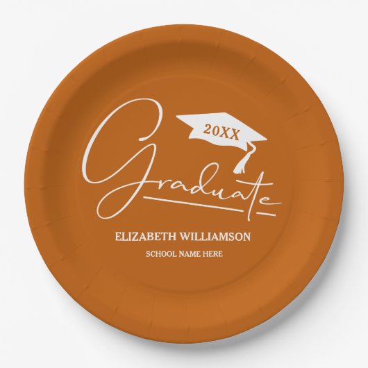 White Script Graduation Cap Burnt Orange Pappteller (Vorderseite)