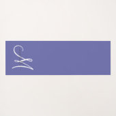 White Script Monogram Periwinkle Yoga Mat Yogamatte (Rückseite (Horizontal))