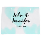 white simple minimal text style wedding blue heart große geschenktüte (Vorderseite)