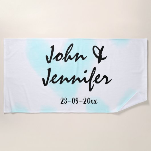 white simple minimal text style wedding blue heart strandtuch (Vorderseite)