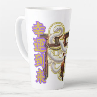 white snake good fortune/torii gate sacred area milchtasse