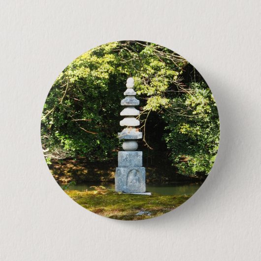 White Snake Pagoda / Hakuja No Tsuka Button (Vorderseite)