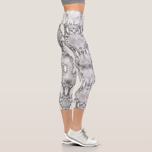 White Snake Skin Print Capri Leggings (Rechts)