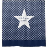 White Snowflake Pattern on a Midnight Blue Sky Duschvorhang (Vorderseite)