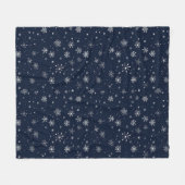 White Snowflakes on a Dark Blue Background Fleecedecke (Vorderseite (Horizontal))