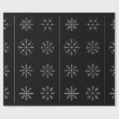 White Snowflakes On Black Background Christmas Wra Geschenkpapier (Flach)