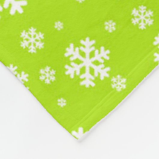 White Snowflakes on Green Winter Pattern Fleecedecke (Ecke)