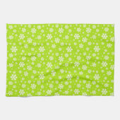 White Snowflakes on Green Winter Pattern Geschirrtuch (Horizontal)