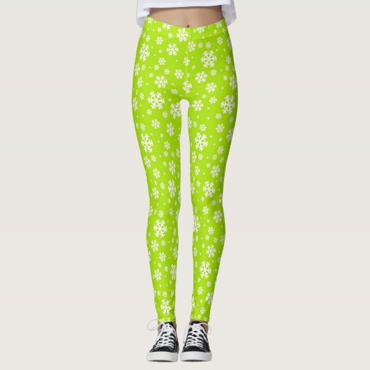 White Snowflakes on Green Winter Pattern Leggings (Vorderseite)