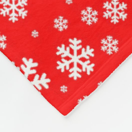 White Snowflakes on Red Winter Pattern Fleecedecke (Ecke)