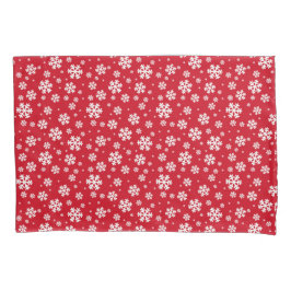 White Snowflakes on red Winter Pattern Kissenbezug