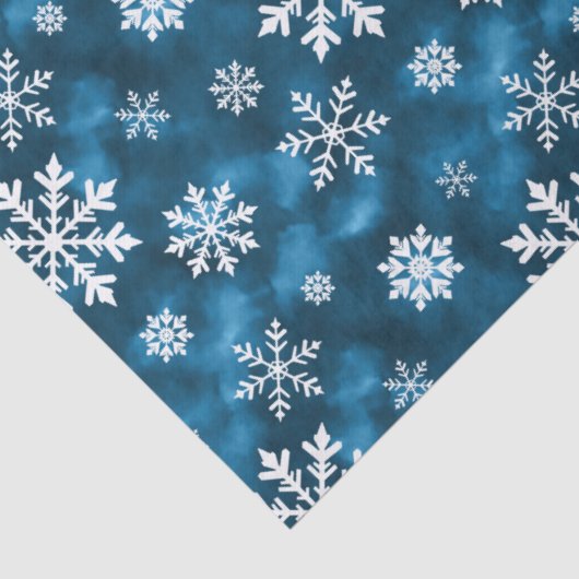 White Snowflakes Pattern On Blue Cool Winter Seidenpapier (Detail)