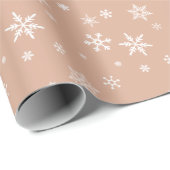 White Snows on Dusty Rose Modernes Weihnachtsgesch Geschenkpapier (Rolleneckpunkt)