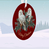 White Snowy Owls in Berries über Burgund Weihnacht Ornament