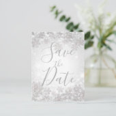White Sparkle Winter Wonderland Save the Date Ankündigungspostkarte (Stehend Vorderseite)