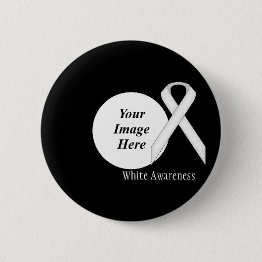 White Standard Ribbon von Kenneth Yoncich Button (Vorderseite)