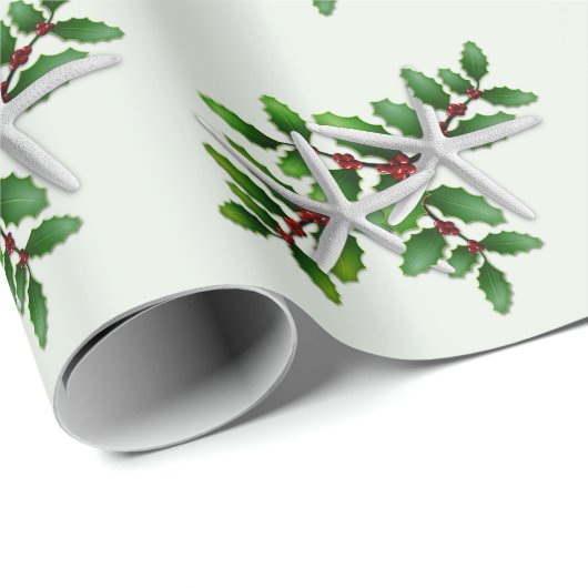 White Starfish in Holly Pattern Pale Pale Green Geschenkpapier (Rolleneckpunkt)