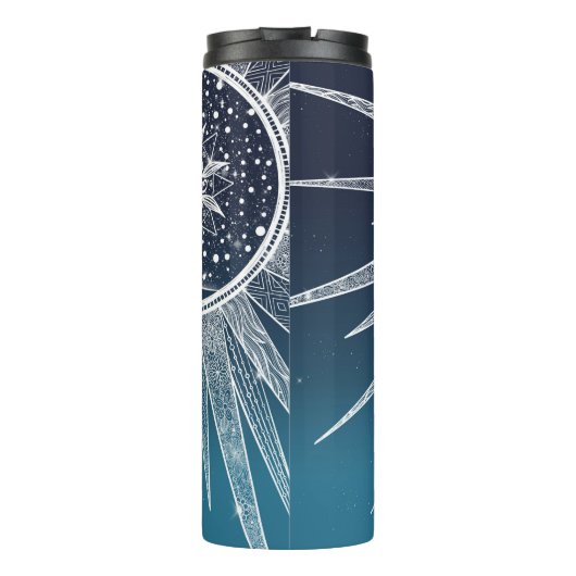White Sun Moon Mandala Blue Gradient Design Thermosbecher (Rückseite)