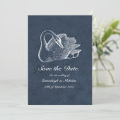 White Swan Navy Blue Save the Date Einladung (Stehend Vorderseite)