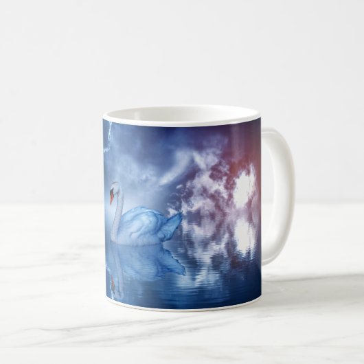 White Swan Schwimmen in einem fantasievollen Himml Kaffeetasse (VorderseiteRechts)