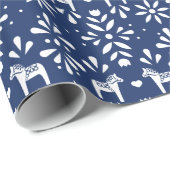 White Swedish Dala Horse on Navy Blue Holiday Geschenkpapier (Rolleneckpunkt)
