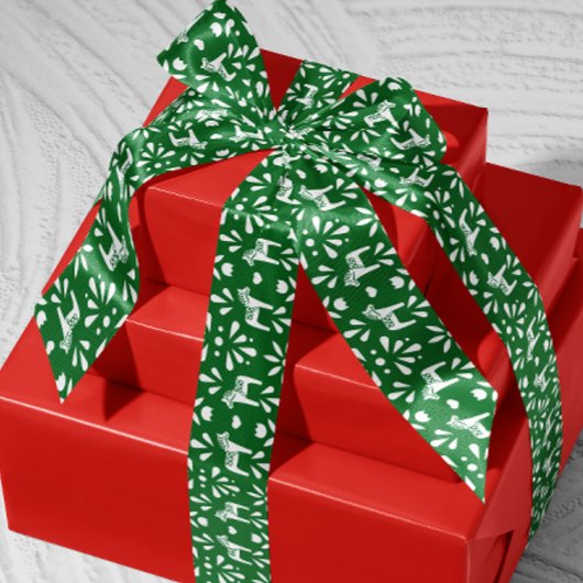 White Swedish Dala Horse Pine Green Holiday Gesche Satinband