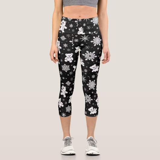 White Teddy Bear & Snowflake Seamless Pattern Capri Leggings (Vorderseite)
