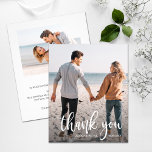 White Text Wedding Foto Vielen Dank<br><div class="desc">Kleines 4, 5" x 5, 6" erschwingliches Papier enthält Ihr Foto, die Worte Dankeschön und Ihre Namen in schicken Schriften mit Ihrem Dankeschön auf der Rückseite. 110 lb Papier und Ihre Wahl von 3 Größen. **WEISSE UMGEBUNGEN SIND OPTIONAL AUF DER BESTELLSEITE. Achten Sie darauf, Ihre Bestellung zu verdoppeln, bevor Sie...</div>