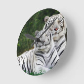 White Tigers Runde Wanduhr (Winkel)