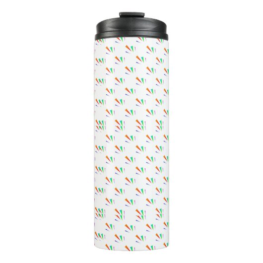 White travel mug with black lid  thermosbecher (Vorderseite)