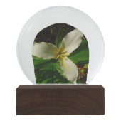White Trillium Blume Schneekugel (Vorderseite)