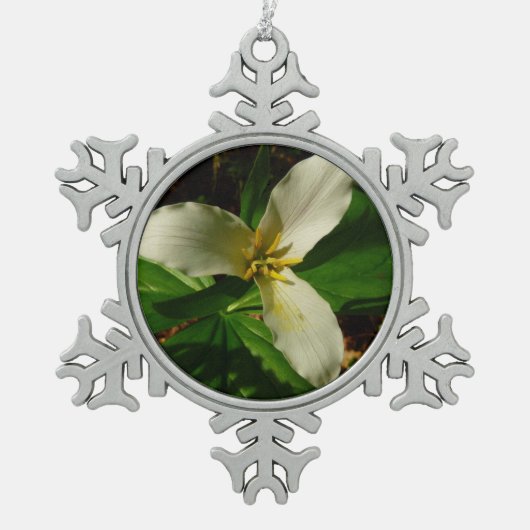 White Trillium Blume Spring Wildblume Schneeflocken Zinn-Ornament (Vorderseite)