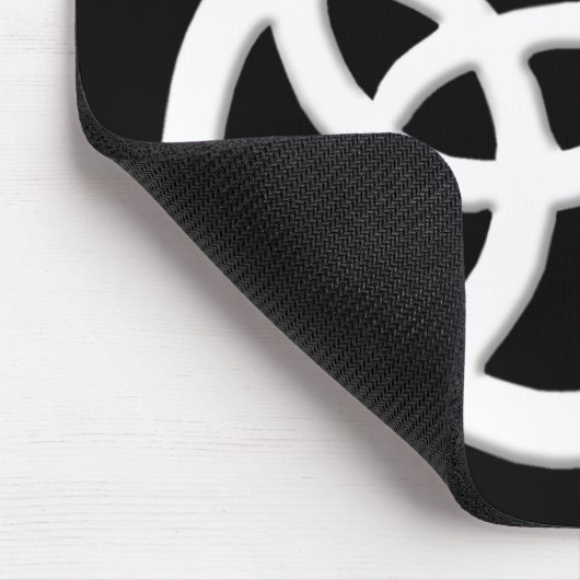 White Trinity Knot Celtic Cat Mousepad (Ecke)
