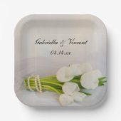 White Tulip Bouquet Spring Wedding Pappteller (Vorderseite)