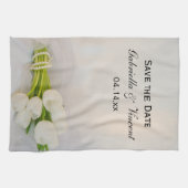 White Tulip Bouquet Spring Wedding Save the Date Geschirrtuch (Horizontal)