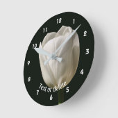 White Tulip Flower Personalized Runde Wanduhr (Winkel)