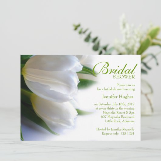 White Tulips Bridal Dusche Einladung (Stehend Vorderseite)