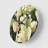 White Tulips, Oregon Runde Wanduhr (Winkel)
