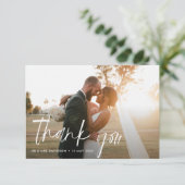 White Typografy Hochzeit Foto danke Ihnen Karte (Stehend Vorderseite)