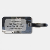 White West Highland Terrier auf Sidewalk Gepäckanhänger (Rückseite horizontal)