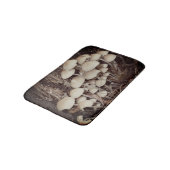 White Wild Mushroom Cluster Badematte (Schrägansicht)