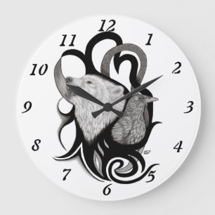 White Wolf mit Raven Tribal Art Große Wanduhr