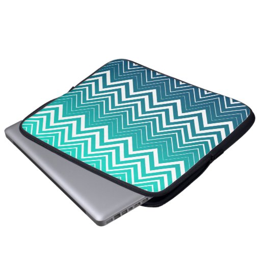 White Zigzag Zickzack und blau-grün Hintergrund Laptopschutzhülle (Vorne Knopf)