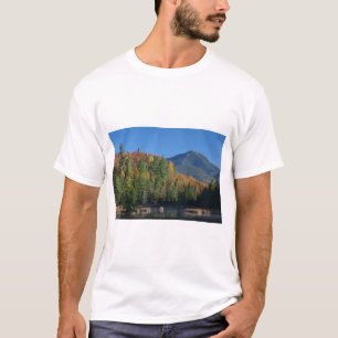 Whiteface Mountain über dem kleinen Cherrypatch Po T-Shirt