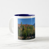 Whiteface Mountain über dem kleinen Cherrypatch Po Zweifarbige Tasse (Vorderseite Links)
